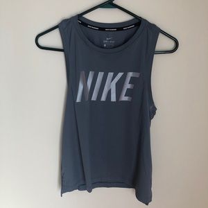 Nike muscle tank